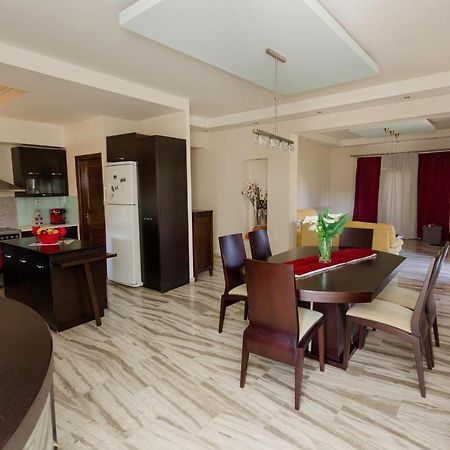 Arias'-Welcoming Guest House Kounoupidhiana Luaran gambar